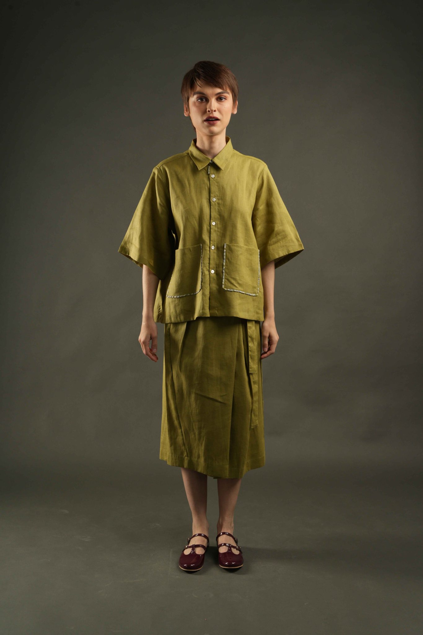 LORY SHIRT IN OLIVE GREEN_11zon